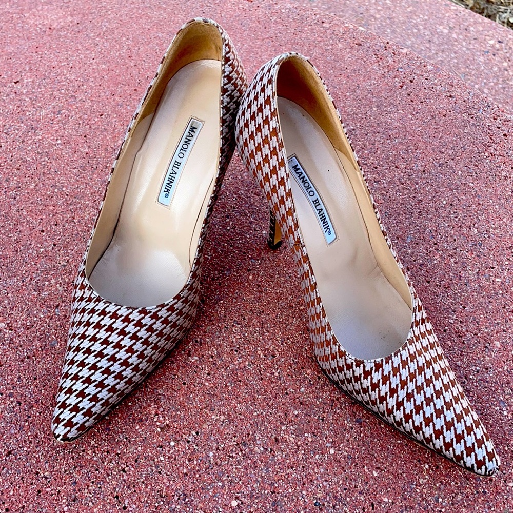 Manolo Blanik spiked houndstooth stiletto heels